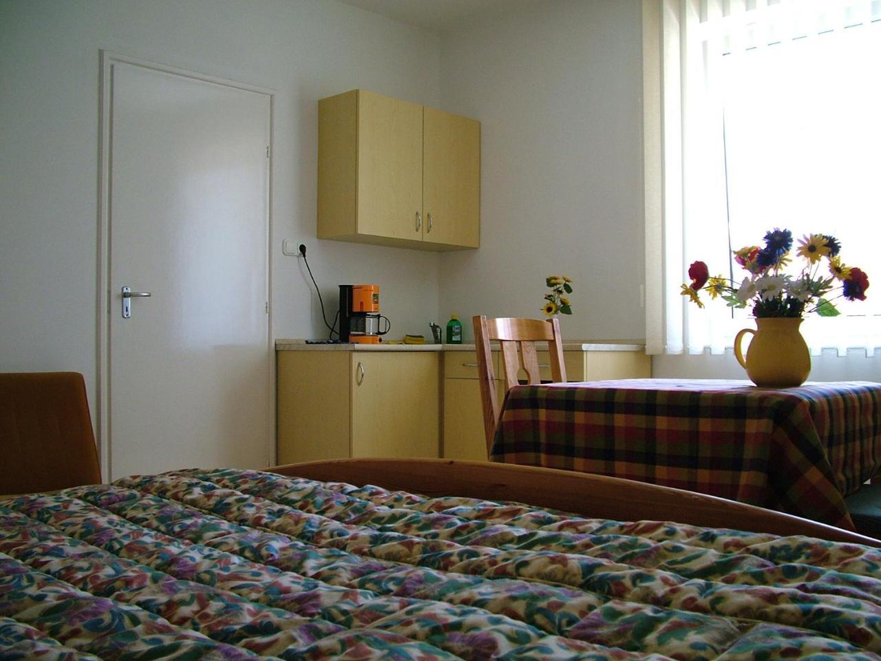 Hotel Zoldhaz Bio Panzio Gyenesdiás Zewnętrze zdjęcie